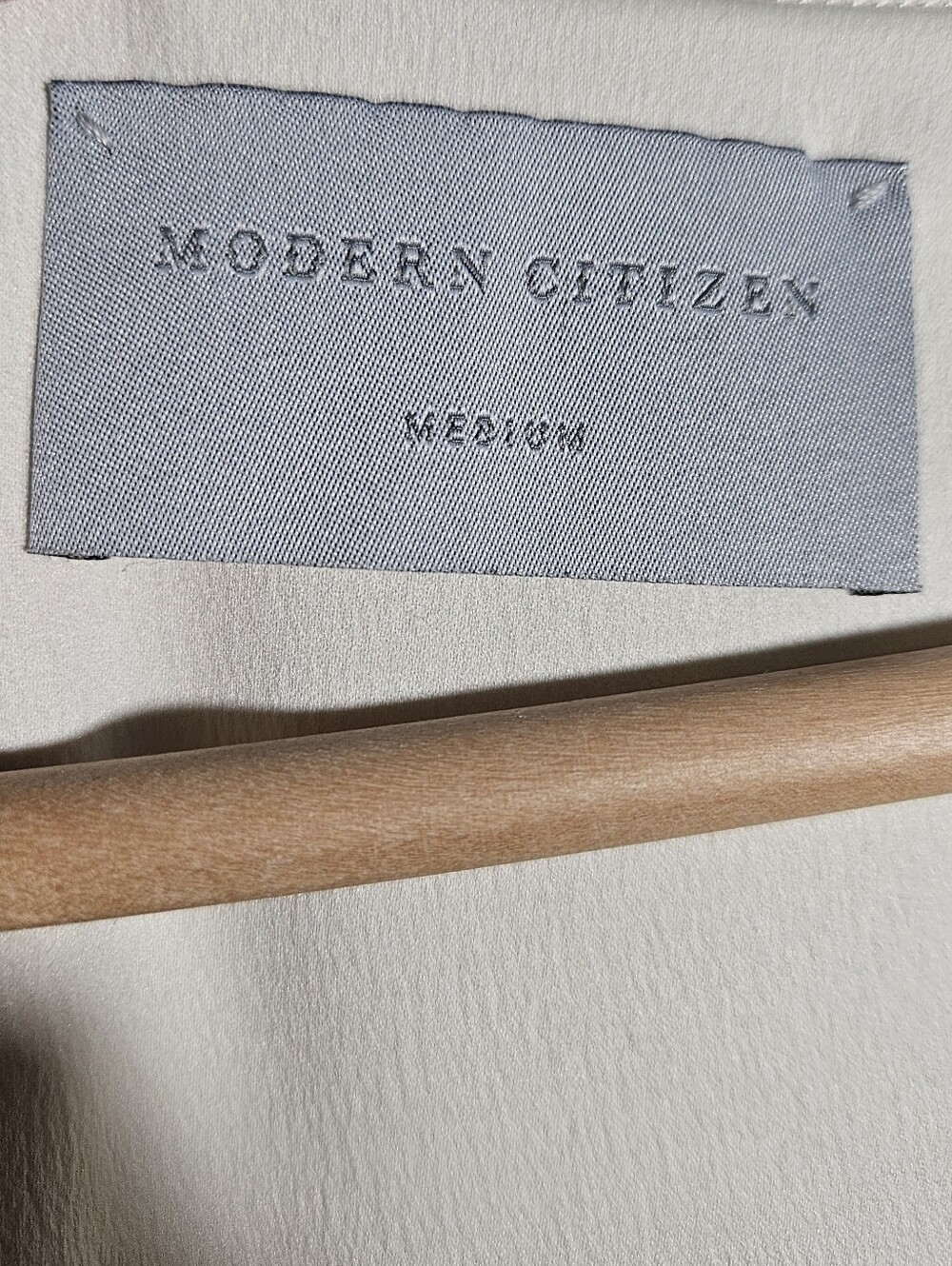 Modern Citizen Minimalistic 90s Bubble Hem Cream Cocktail Satin Maxi Dress Sz M - Picture 5 of 7